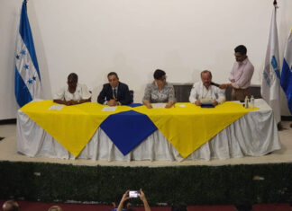 La UNAH y Sesal firman acuerdo para mejorar condiciones de estudiantes en el Hospital Escuela