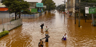 Suben a 67 los muertos por las inundaciones en el sur de Brasil
