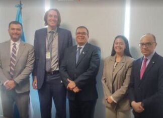 Representante del Fondo Monetario Internacional se reúne con ministro de Desarrollo Económico