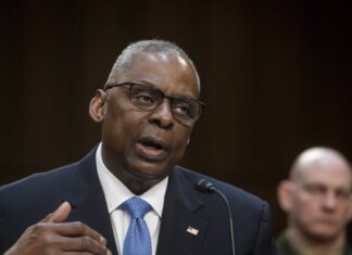 El jefe del Pentágono confirma que EE. UU. ha retenido un cargamento de armas a Israel