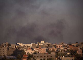 Hamás lanza 8 cohetes al centro de Israel, incluido Tel Aviv, por primera vez en meses