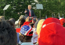 Donald Trump arremete contra los inmigrantes ante miles de partidarios en el Bronx