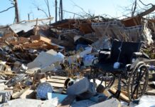 Al menos un muerto en EE. UU. por los tornados mientras las tormentas avanzan al este