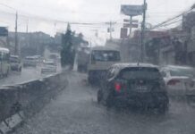 Fuertes lluvias causan daños e inundan varias calles de Tegucigalpa