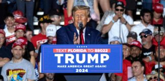 El conservadurismo cristiano se entrega a Trump: «Es el único que representa a Dios»