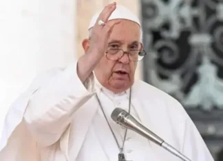 El papa reclama el alto el fuego en Gaza e insta «a seguir el camino de la negociación»