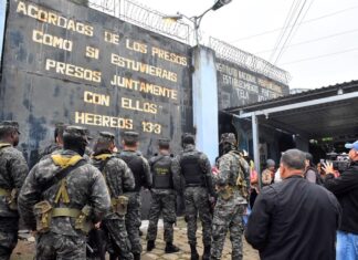 Comisionado de Derechos Humanos en Honduras pide esclarecer casi 90 muertes en cárceles