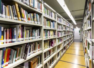 Una iniciativa solidaria desde España permite abrir una biblioteca comunitaria en Honduras