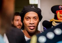Ronaldinho arremete de nuevo contra Brasil: «No hay líderes respetables; una vergüenza»