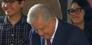 López Obrador vota en las elecciones presidenciales de México