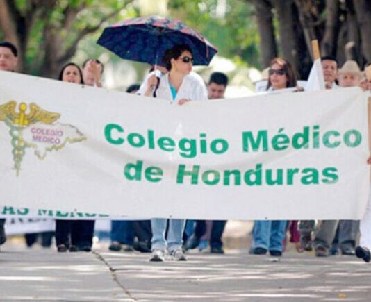 Médicos retoman asambleas informativas durante la Semana Morazánica y mantienen presión por demandas laborales