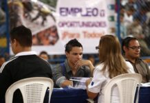 El 73% de la población hondureña sobrevive en precariedad laboral, según el INE