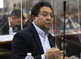 «Los fariseos oraban en público, yo prefiero en privado», dice diputado Ramón Barrios