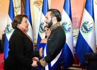 Xiomara Castro y su secretario privado se reúnen con el presidente Nayib Bukele