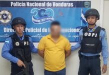 Condenan a cinco años de prisión a agente de la DPI por tráfico de personas