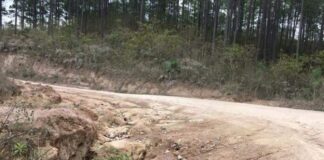 Protesta por el mal estado de carretera en Güinope y municipios aledaños