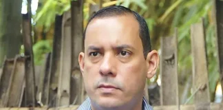 Ordenan encarcelar al exalcalde de La Ceiba y su exsecretario, por fraude y falsificación