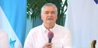 Pastor Evelio Reyes da a conocer la creación del movimiento político «Cristianos por Honduras»