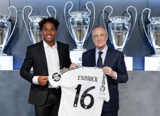Endrick firma su contrato como jugador del Real Madrid