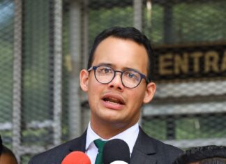 Analista cuestiona que la presencia de miembros de Libre apoyando a Maduro «es una señal que no poseen valores democráticos»