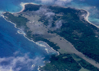 Ministro Lucky Medina confirma que ya están listos L1,800 millones para construir megacárcel en Islas del Cisne