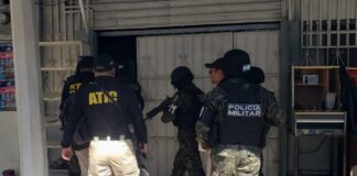 La ATIC ejecuta allanamiento para investigar crimen de comerciante en SPS