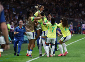 Brasil derrotó 4-2 a España y peleará por su primer oro frente a Estados Unidos