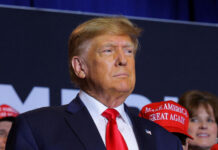 Donald Trump reivindica desde el sur de EE. UU. su promesa de una frontera fuerte