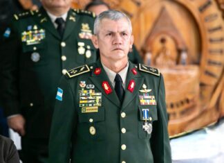 ¿A quién llamo hijos de p…. el general Roosevelt durante manifestación de Libre y tensiones en operativo de seguridad del CNE?