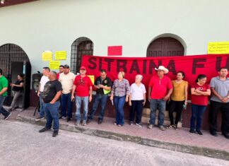 Empleados se toman el INA, exigiendo reajuste salarial