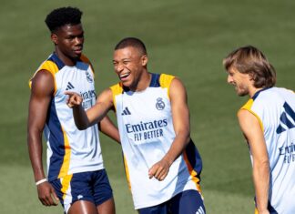 Ancelotti: «Mbappé ha entrado en el vestuario con humildad»