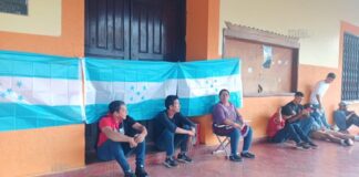 Vendedores de mercados de Choluteca se toman alcaldía exigiendo retorno de la terminal de buses