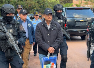 Juez en EEUU acepta la declaración de culpabilidad del hondureño Midence Oquelí Martínez