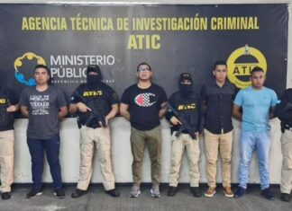 Envían a prisión a cuatro policías que le quitaron 10 mil lempiras a un detenido en Tegucigalpa