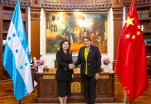 La presidenta Castro habla con vicecanciller de China de cooperación, educación y TLC