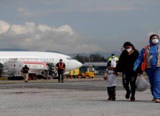 Migrantes de Colombia, Ecuador e India retornarán a sus países por acuerdo Panamá-EE.UU.