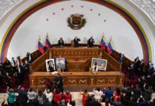 Parlamento de Venezuela insta al Gobierno a romper “todas las relaciones” con España