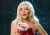Sabrina Carpenter anuncia un especial musical de Navidad que se emitirá en Netflix