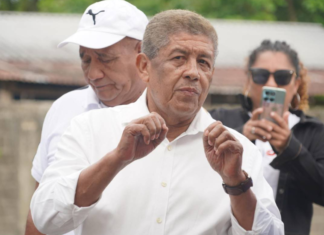 Alcalde de Tocoa, Adán Fúnez, reitera que «Quienes me denuncian deben presentar pruebas»
