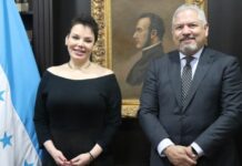 Cancillería acepta la renuncia de Beatriz Valle como embajadora en Canadá