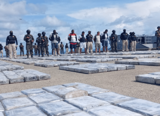 FFAA incauta 3,993 kilos de presunta cocaína a colombianos en el Caribe hondureño