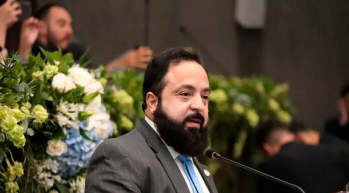 Luis Redondo pide al MP que persiga y enjuicie a diputados que votaron a favor de las ZEDEs