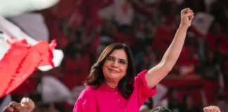 Rixi va baja en las encuestas y pretenden impulsar su precandidatura mediante denuncia de golpe de Estado, según diputado