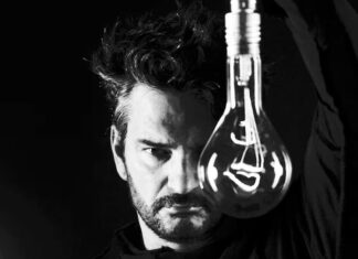 Ricardo Arjona deja entrever su nuevo y sugestivo proyecto discográfico