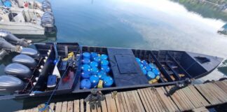 Hallan al menos 2 toneladas de cocaína en una narcolancha interceptada al norte de Guanaja