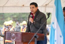 Nuevo fracaso en la licitación para cárcel en Islas del Cisne, no es por la falta de licencia ambiental, asegura ministro Lucky Medina