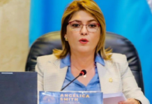 Angélica Smith es la nueva secretaria del Congreso Nacional en sustitución de Carlos Zelaya
