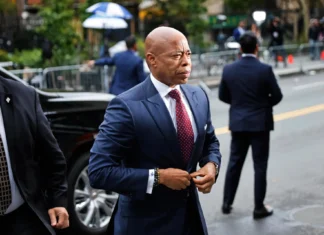 Alcalde de Nueva York se declara no culpable de cargos de corrupción