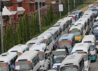 Transportistas denuncian que, mediante un decreto, se pretende criminalizar la protesta