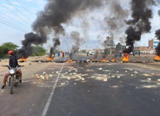 La policía Nacional anuncia medidas contundentes para disolver protestas y asegurar la libre circulación